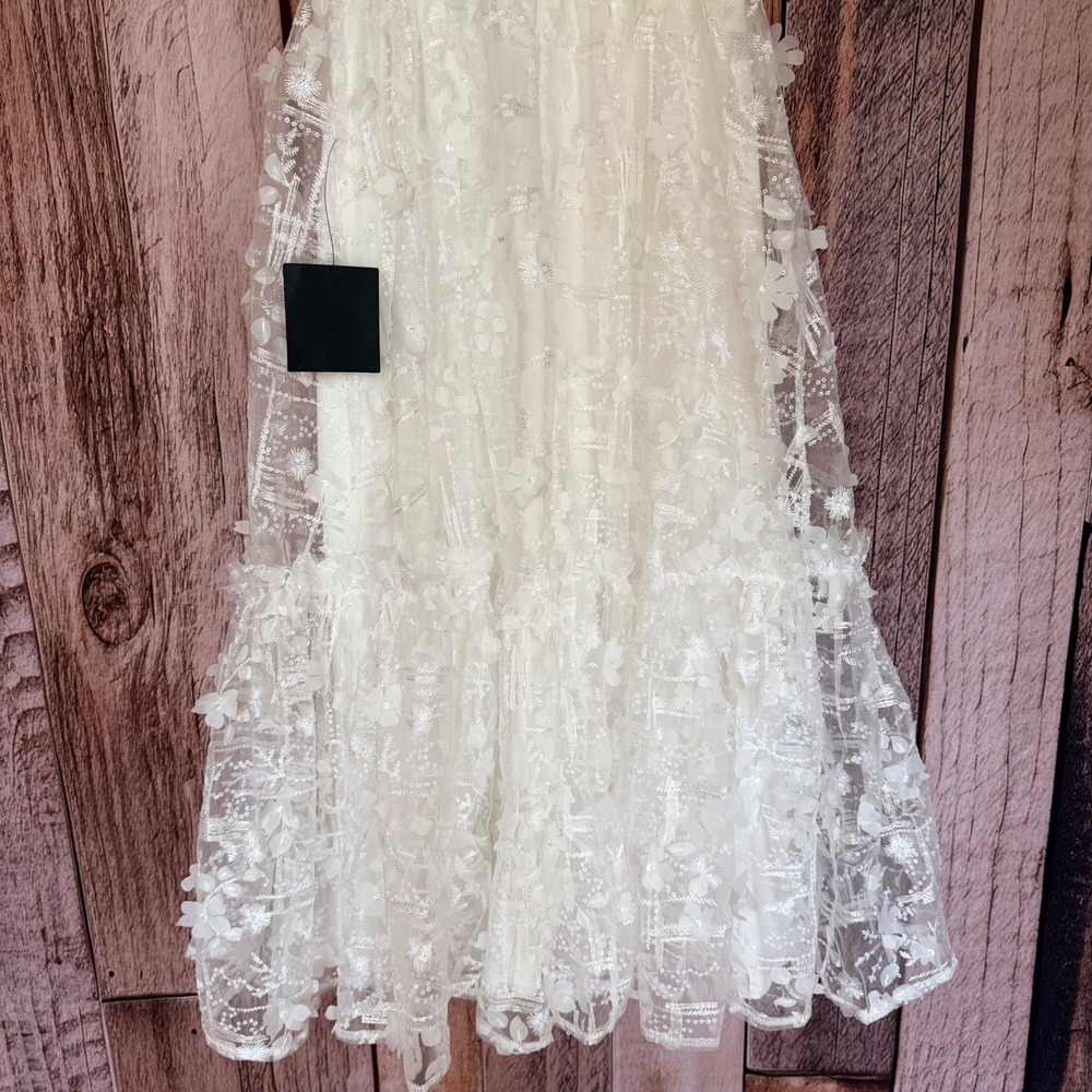 Lulus Dress White Lace Appliqué Fit & Flare Midi 3D Floral Romantic XS NWT - Picture 6 of 9